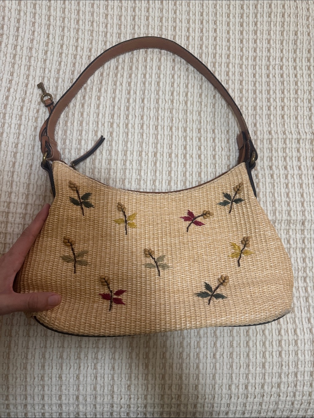 Woven Straw Shoulder Bag with Embroidered Floral Accents - Natural - Picture 1 of 5